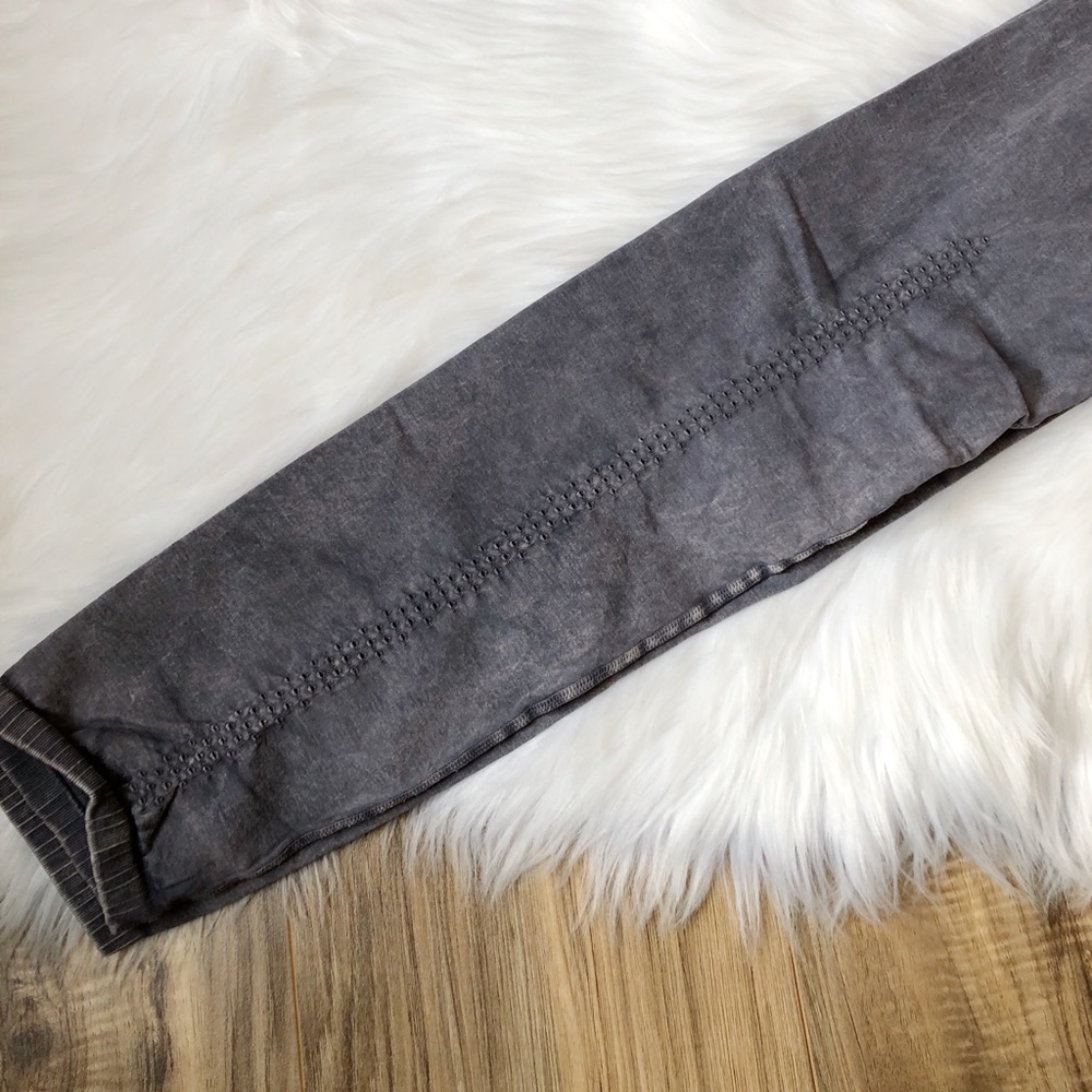 •SOLD• Free People Good Karma High Rise Leggings - Picture 5 of 7